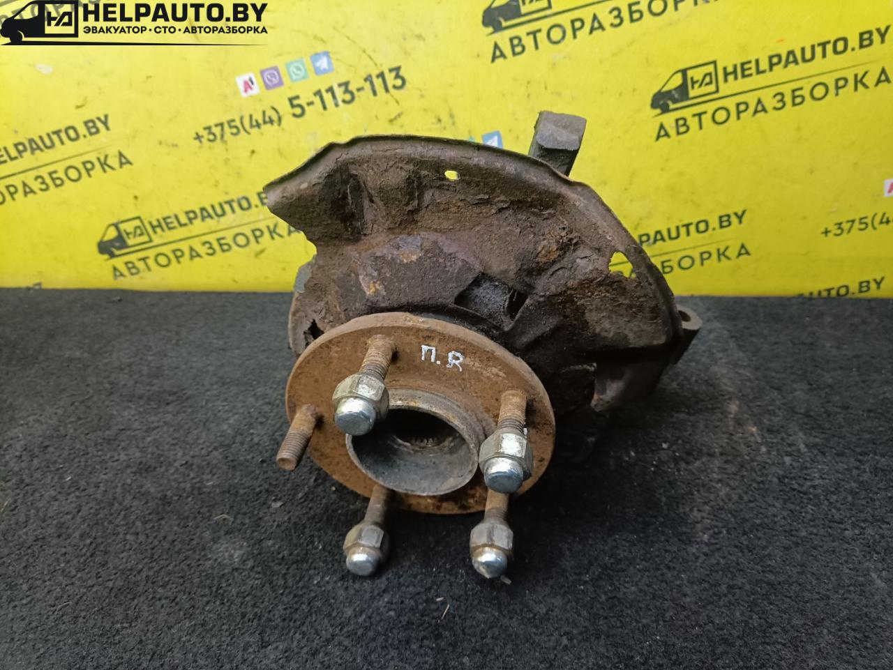 ступица передняя правая Mazda Xedos 6 1 поколение 1995, 2.0 л., бензин, МКПП, серый, седан, передний привод - фото №1