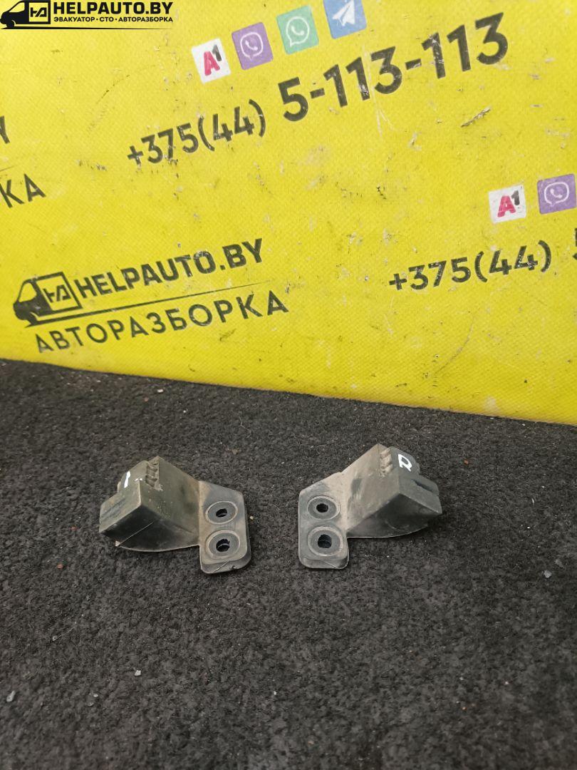ограничитель открывания двери задней Nissan NV200 1 поколение 2010, 1.5 л., K9K 276, дизель, МКПП, берюзовый, минивэн, передний привод - фото №1