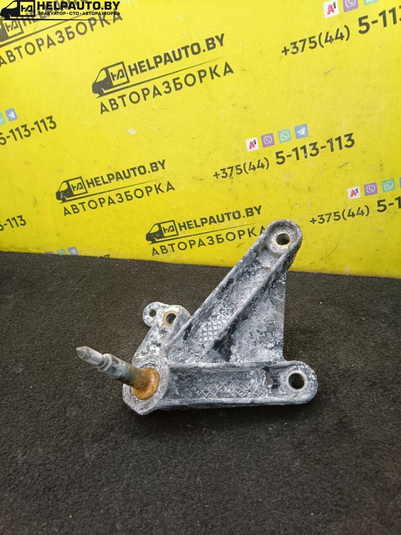 кронштейн КПП Nissan NV200 1 поколение 2010, 1.5 л., K9K 276, дизель, МКПП, берюзовый, минивэн, передний привод - фото №1