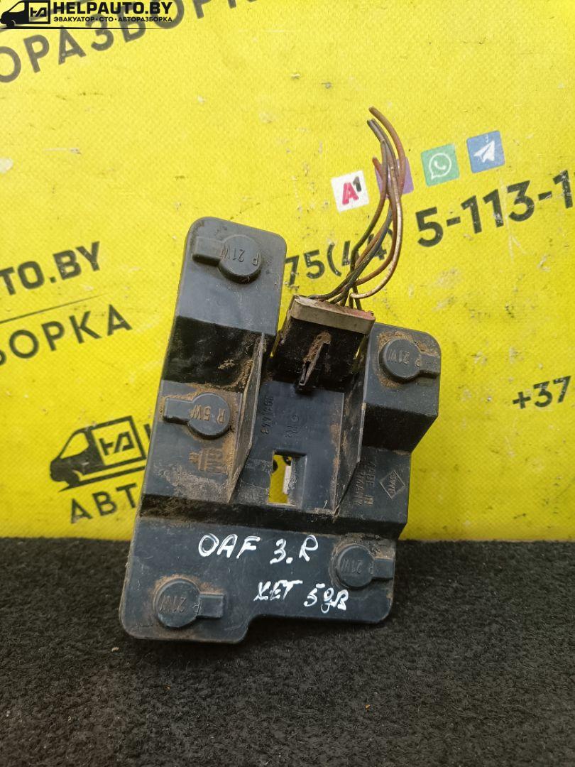 панель заднего правого фонаря Opel Astra F 1994, 1.7 л., X 17 D (4EE1), дизель, МКПП, красный, хетчбэк 5 дв., передний привод - фото №1