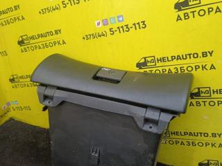 бардачок Opel Astra F 1994, 1.7 л., X 17 D (4EE1), дизель, МКПП, красный, хетчбэк 5 дв., передний привод