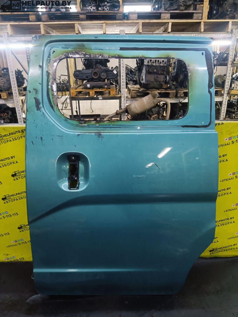 ролик двери сдвижной Nissan NV200 1 поколение 2010, 1.5 л., K9K 276, дизель, МКПП, берюзовый, минивэн, передний привод - фото №1