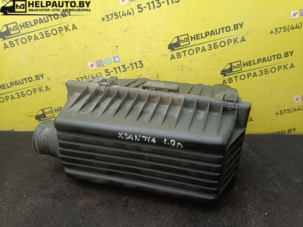 корпус воздушного фильтра Citroen Xantia 1 поколение 1994, 1.9 л., дизель, МКПП, бордовый, хетчбэк 5 дв., передний привод - фото №1