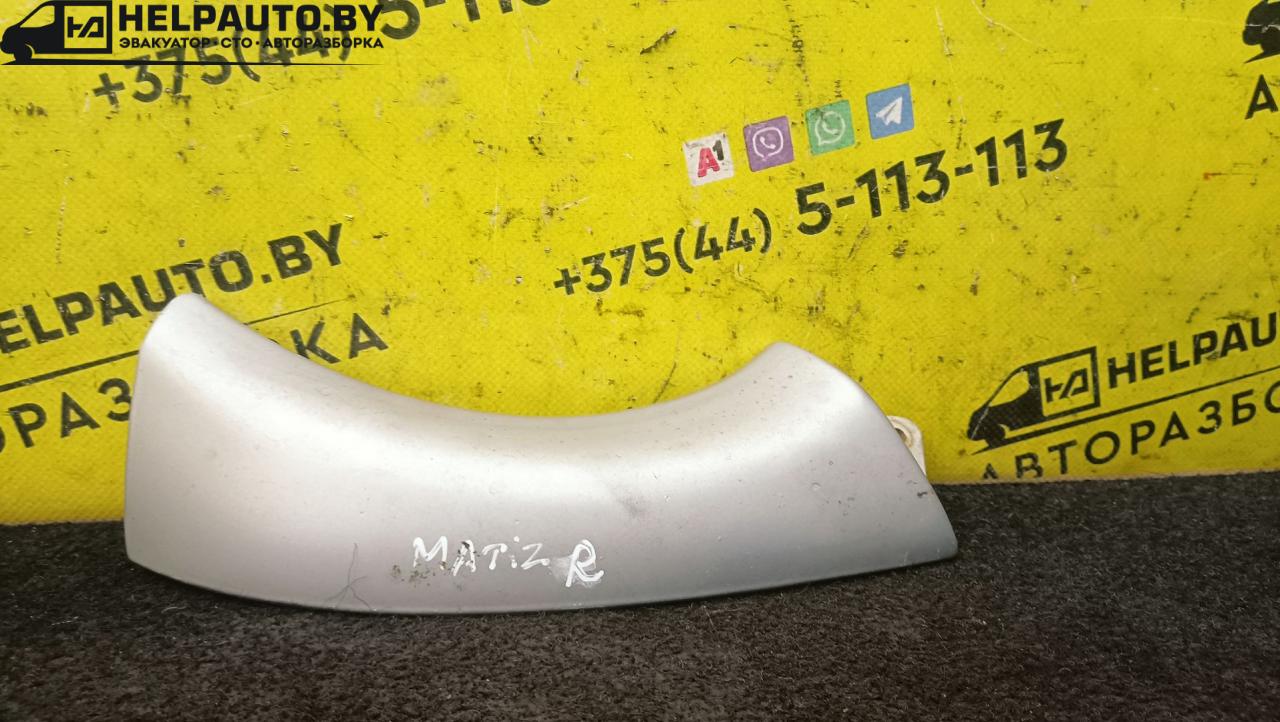 ресничка (ус) правой фары Daewoo Matiz M100 1999, 0.8 л., бензин, МКПП, серебристый, хетчбэк 5 дв., передний привод - фото №1