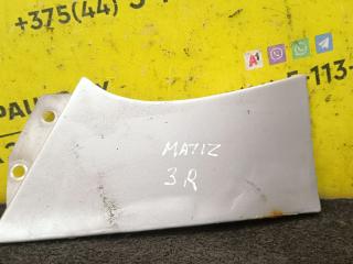 ус под фонарь правый Daewoo Matiz M100 1999, 0.8 л., бензин, МКПП, серебристый, хетчбэк 5 дв., передний привод