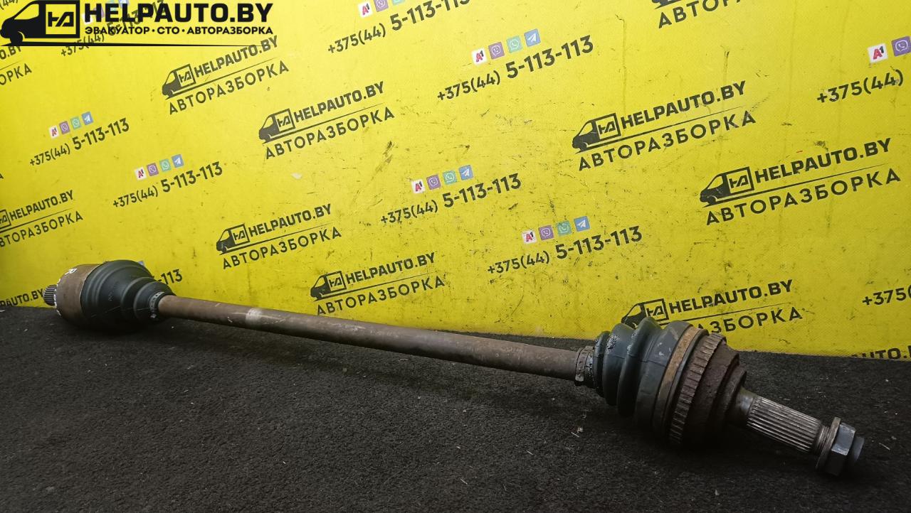 полуось передняя правая (приводной вал, ШРУС) Honda Accord 5 поколение 1995, 2.0 л., дизель, МКПП, серебристый, седан, передний привод - фото №1