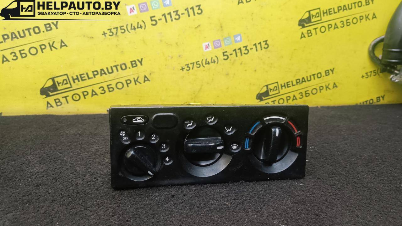 блок управления печки / климат-контроля Daewoo Nexia 1 поколение 2000, 1.5 л., G15MF, бензин, МКПП, красныц, хетчбэк 5 дв., передний привод - фото №1