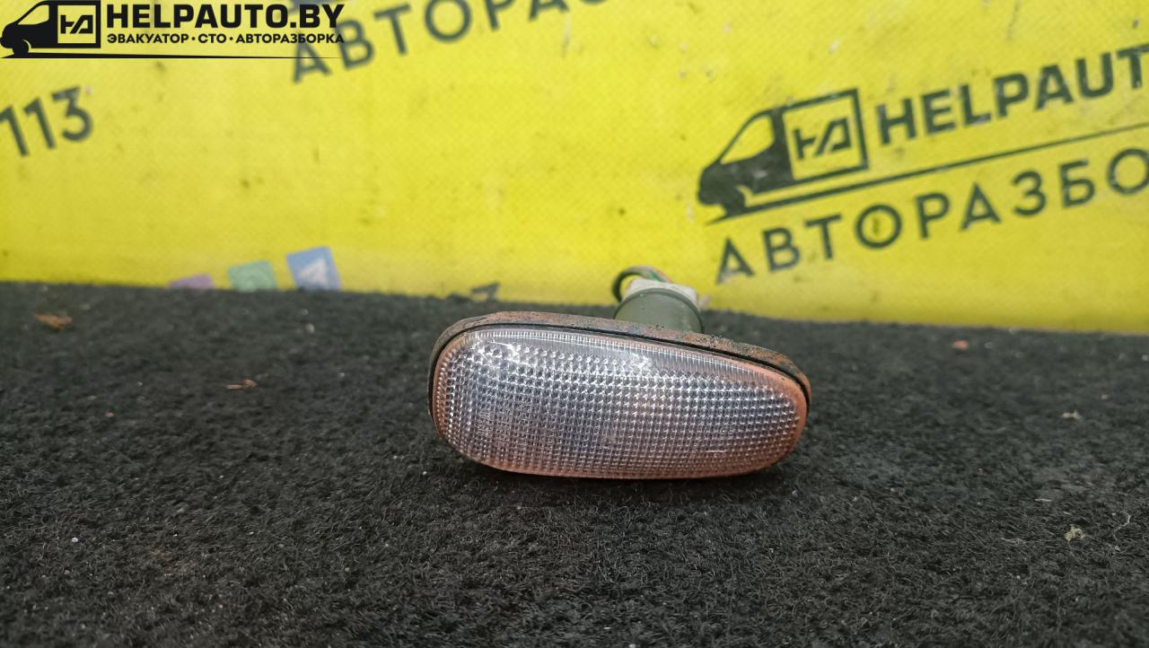 повторитель передний левый Daewoo Nexia 1 поколение 2000, 1.5 л., G15MF, бензин, МКПП, красныц, хетчбэк 5 дв., передний привод - фото №1