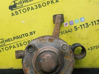 ступица задняя левая Hyundai Tiburon 1 поколение [рестайлинг] RD 2001, 2.0 л., бензин, 5МКПП, красный, купе