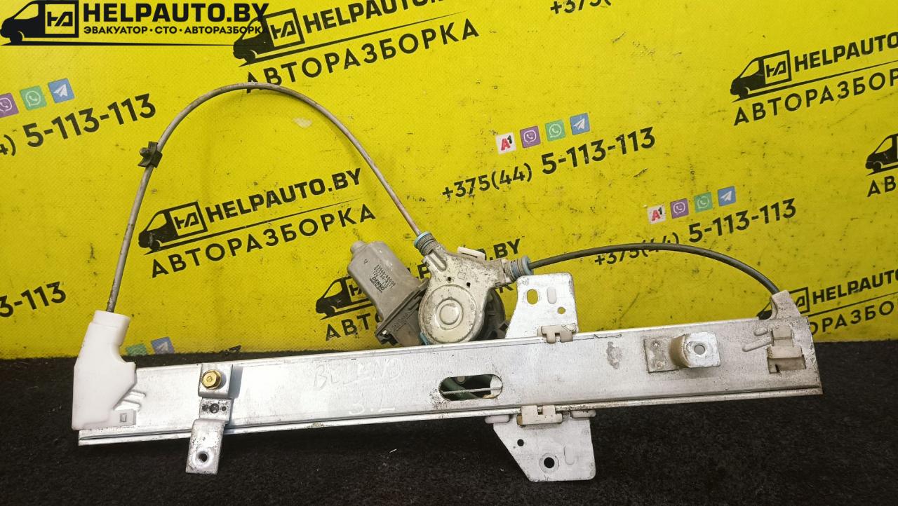 стеклоподъемник электрический задний левый Suzuki Baleno 1 поколение (1995 - 2002), 1.6 л., G16B, бензин, МКПП, серебристый, универсал, передний привод - фото №1