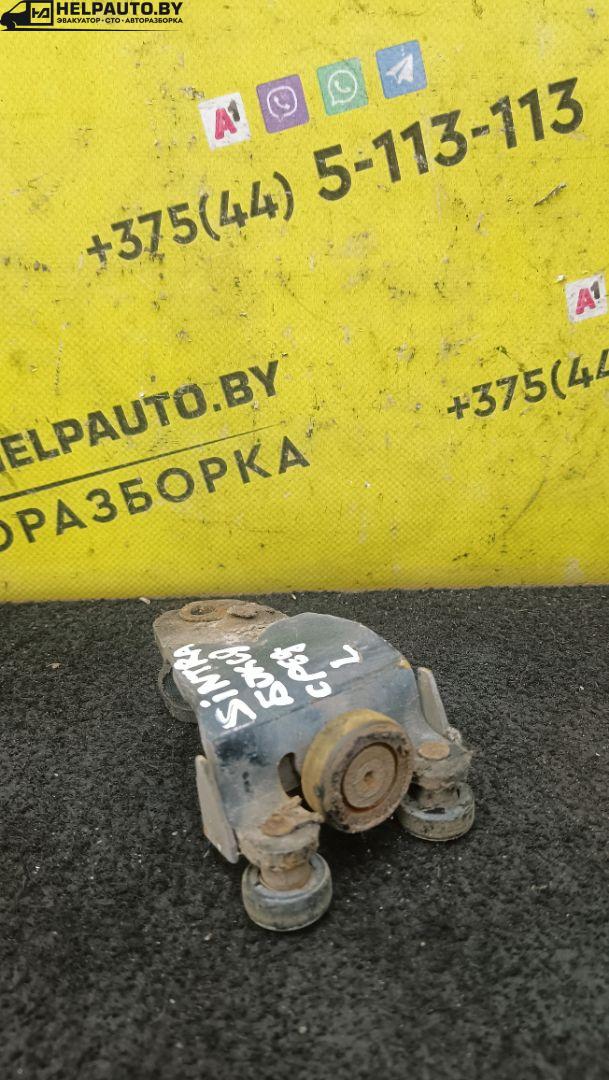 ролик двери сдвижной Opel Sintra 1 поколение 1999, 2.2 л., X 22 XE, бензин, МКПП, белый, минивэн, передний привод - фото №1