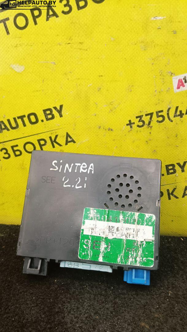 блок комфорта Opel Sintra 1 поколение 1999, 2.2 л., X 22 XE, бензин, МКПП, белый, минивэн, передний привод, 10410080 - фото №1