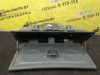 бардачок Volkswagen Polo 3 поколение 1999, 1.4 л., бензин, МКПП, черный, хетчбэк 3 дв., передний привод