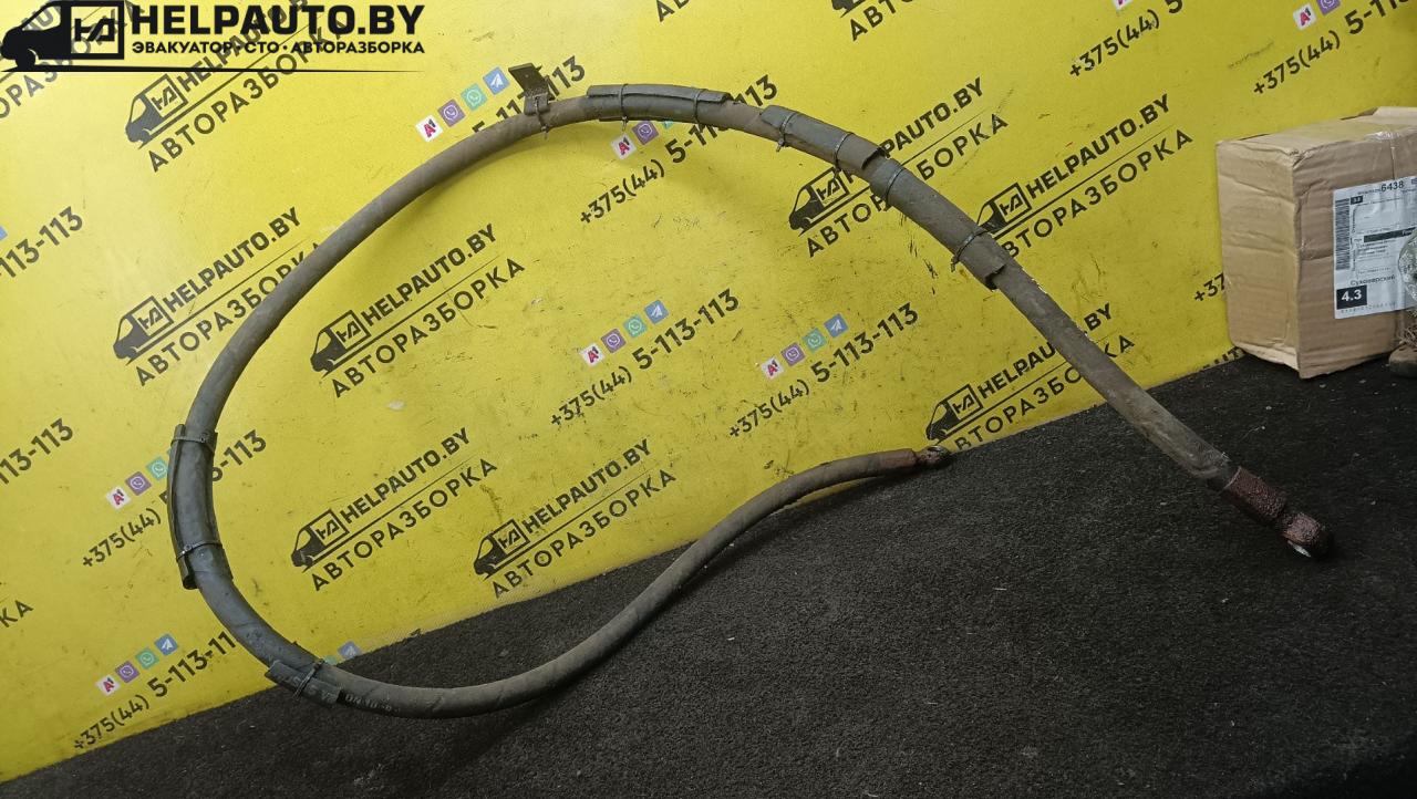 трубка гидроусилителя Volkswagen Polo 3 поколение 1999, 1.4 л., бензин, МКПП, черный, хетчбэк 3 дв., передний привод - фото №1