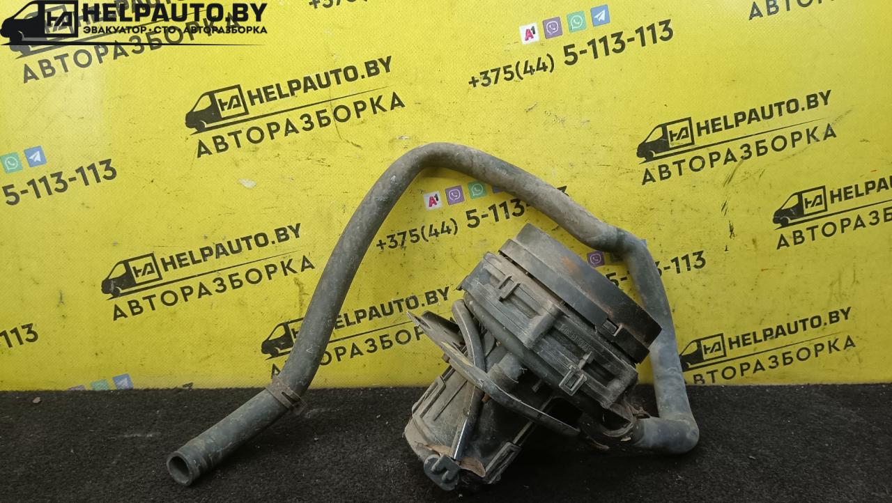 насос воздушный Opel Vectra B 1997, 1.6 л., X 16 XEL, бензин, МКПП, красный, седан, передний привод - фото №1