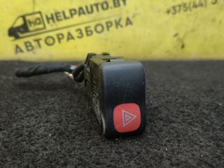 кнопка аварийной сигнализации Volkswagen Polo 3 поколение 1999, 1.4 л., бензин, МКПП, черный, хетчбэк 3 дв., передний привод