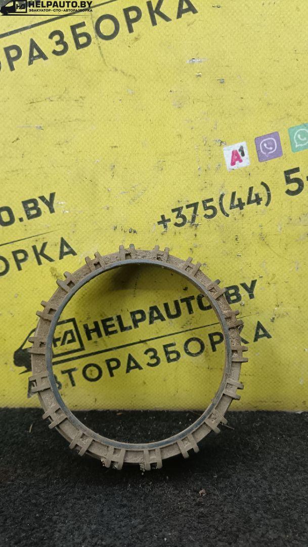 гайка топливного насоса Hyundai Accent 3 поколение (MC) 2009, 1.5 л., бензин, 5МКПП, синий, седан - фото №1