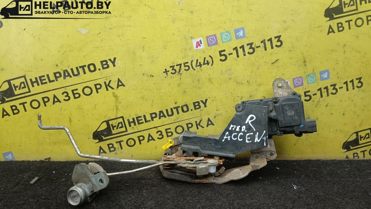 замок двери передней правой Hyundai Accent 3 поколение (MC) 2009, 1.5 л., бензин, 5МКПП, синий, седан - фото №1