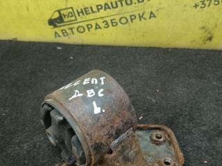 подушка крепления двигателя Hyundai Accent 3 поколение (MC) 2009, 1.5 л., бензин, 5МКПП, синий, седан