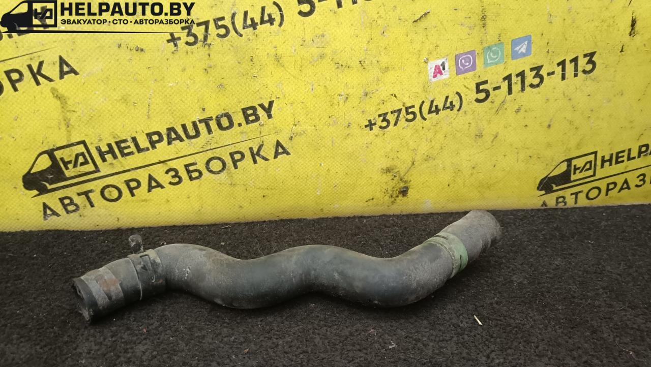 патрубок радиатора Volkswagen Passat B3 1993, 1.9 л., AAZ, дизель, 5МКПП, черный, универсал, передний привод - фото №1