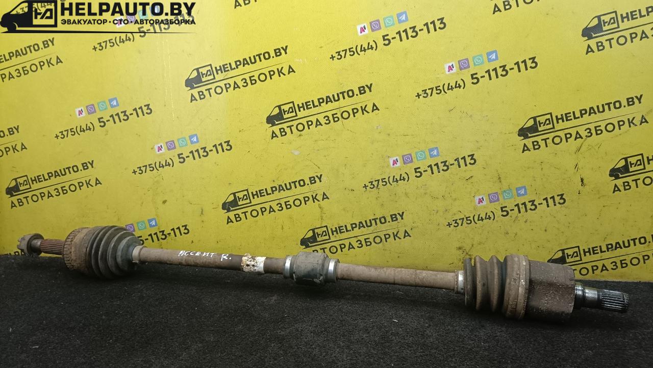полуось передняя правая (приводной вал, ШРУС) Hyundai Accent 3 поколение (MC) 2009, 1.5 л., бензин, 5МКПП, синий, седан - фото №1