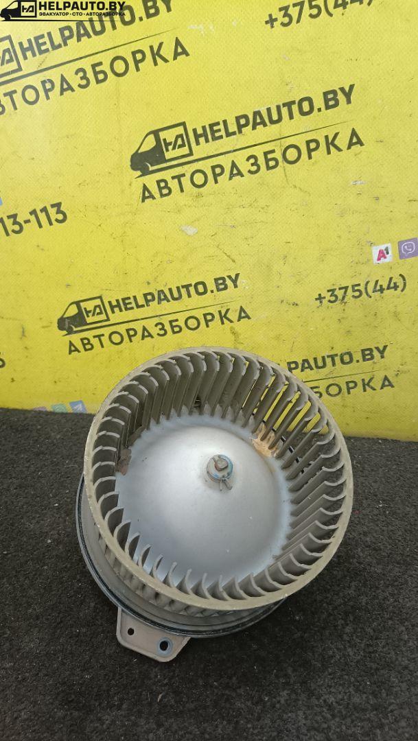 моторчик печки Mazda 323 5 поколение 1994, 1.8 л., BP (DOHC), бензин, МКПП, красный, хетчбэк 5 дв., передний привод - фото №1