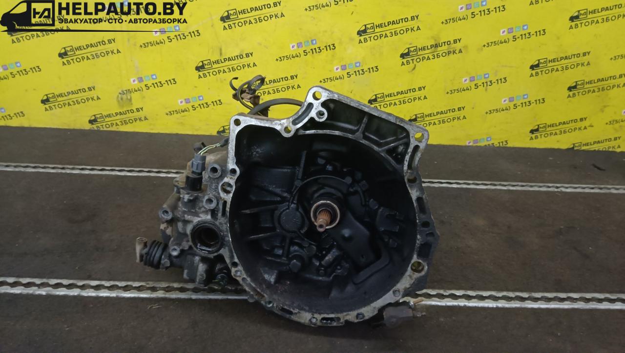 КПП механическая (МКПП) Mazda 323 5 поколение 1994, 1.8 л., BP (DOHC), бензин, МКПП, красный, хетчбэк 5 дв., передний привод, F5D2-3 - фото №1