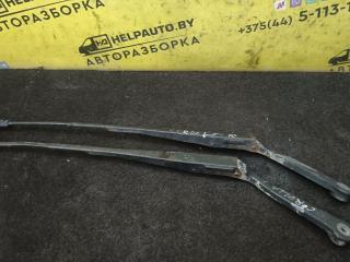 щеткодержатель (поводок стеклоочистителя, дворник) Toyota Corolla 5 поколение (E80) 1984, 1.3 л., бензин, МКПП, красный, хетчбэк 5 дв., передний привод