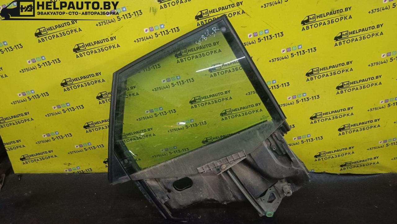 рамка двери Audi 80 8C/B4 1994, 2.0 л., бензин, МКПП, зеленый, седан, передний привод - фото №1
