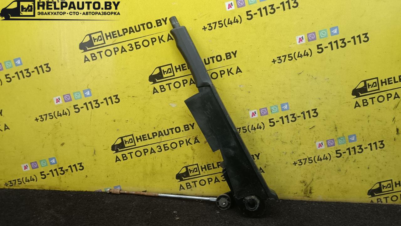 рычаг ручного тормоза (ручника) Audi 80 8C/B4 1994, 2.0 л., бензин, МКПП, зеленый, седан, передний привод - фото №1