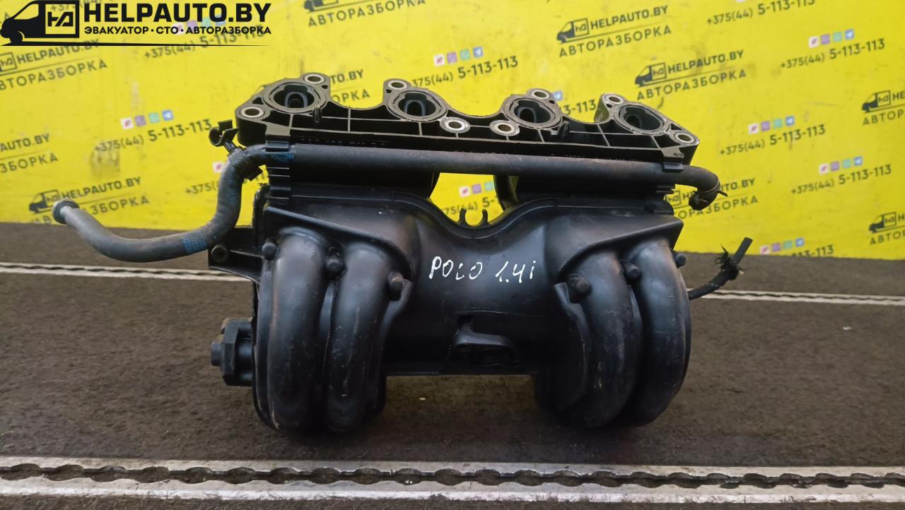 коллектор впускной Volkswagen Polo 3 поколение 1999, 1.4 л., бензин, МКПП, черный, хетчбэк 3 дв., передний привод - фото №1