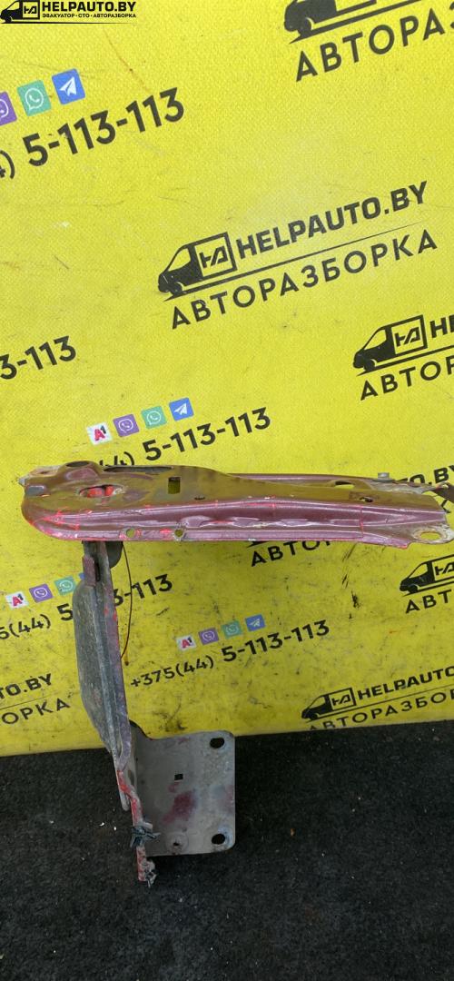 передняя панель крепления облицовки (телевизор) Audi 80 8C/B4 1994, 2.0 л., бензин, МКПП, седан - фото №1