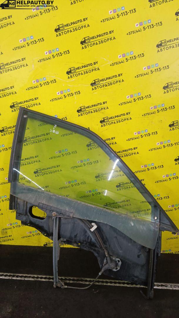 стекло двери передней правой Audi 80 8C/B4 1994, 2.0 л., бензин, МКПП, зеленый, седан, передний привод - фото №1