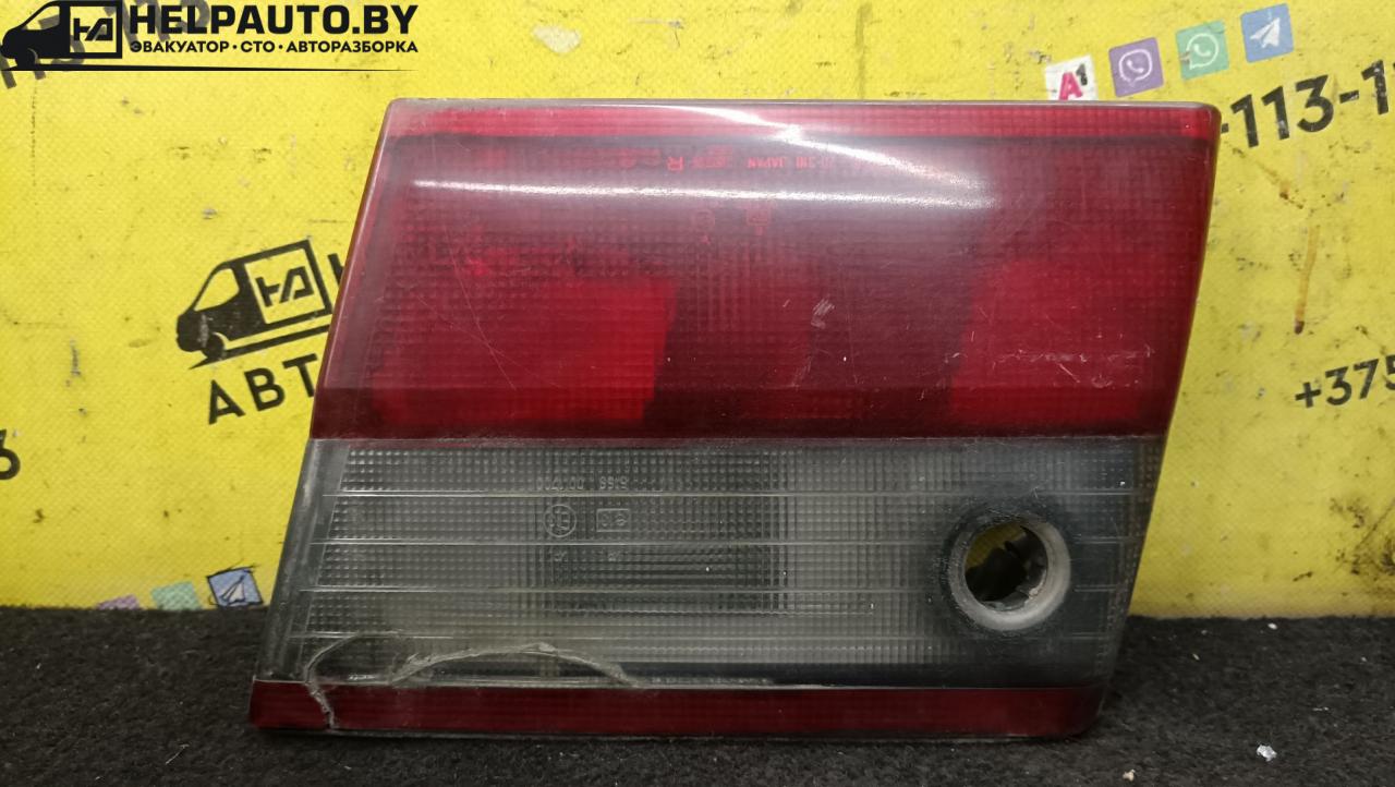 фонарь крышки багажника правый Toyota Carina E 1 поколение 1995, седан - фото №1
