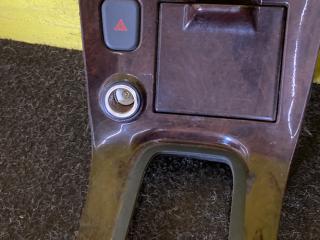 консоль салона Nissan Maxima A33 (2000 - 2005), 3.0 л., бензин, АКПП, белый, седан, передний привод