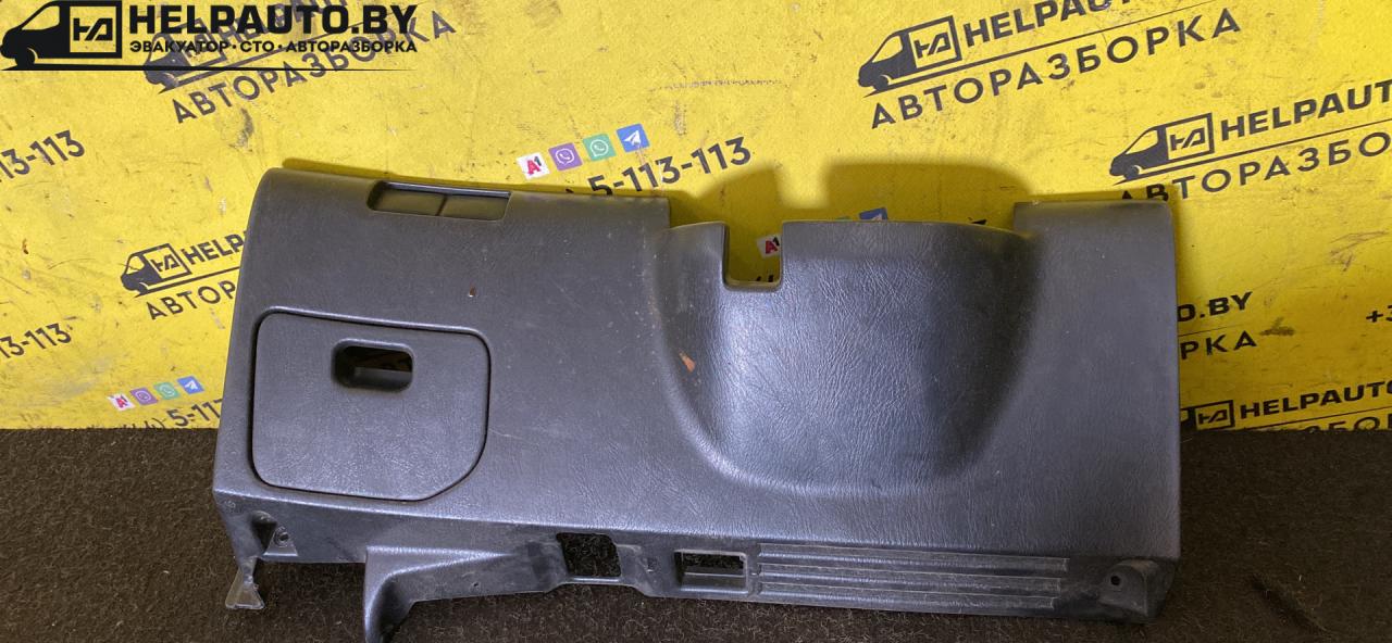 пластик Nissan Maxima A33 (2000 - 2005), 3.0 л., бензин, АКПП, белый, седан, передний привод - фото №1