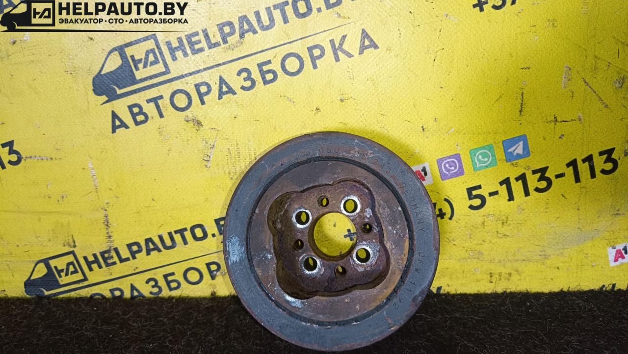 шкив коленвала Audi 80 8C/B4 1994, 2.0 л., бензин, МКПП, зеленый, седан, передний привод - фото №1