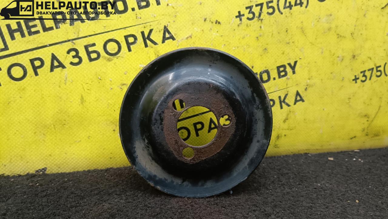 шкив насоса гидроусилителя Volkswagen Golf 3 поколение 1994, 1.4 л., бензин - фото №1