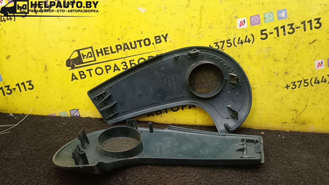 Накладка (сетка) динамика Renault Scenic 1 поколение 1998, 1.6 л., K7M 702, бензин, 5МКПП, серый, передний привод - фото №1