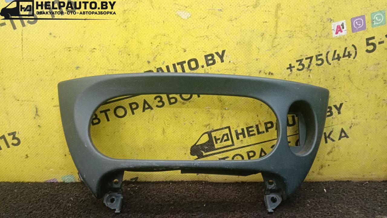 пластик Renault Scenic 1 поколение 1998, 1.6 л., K7M 702, бензин, 5МКПП, серый, передний привод - фото №1
