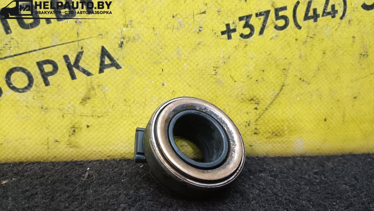 подшипник выжимной Mazda 323 5 поколение 1997, 1.5 л., бензин, МКПП, зелый, хетчбэк 5 дв., передний привод - фото №1