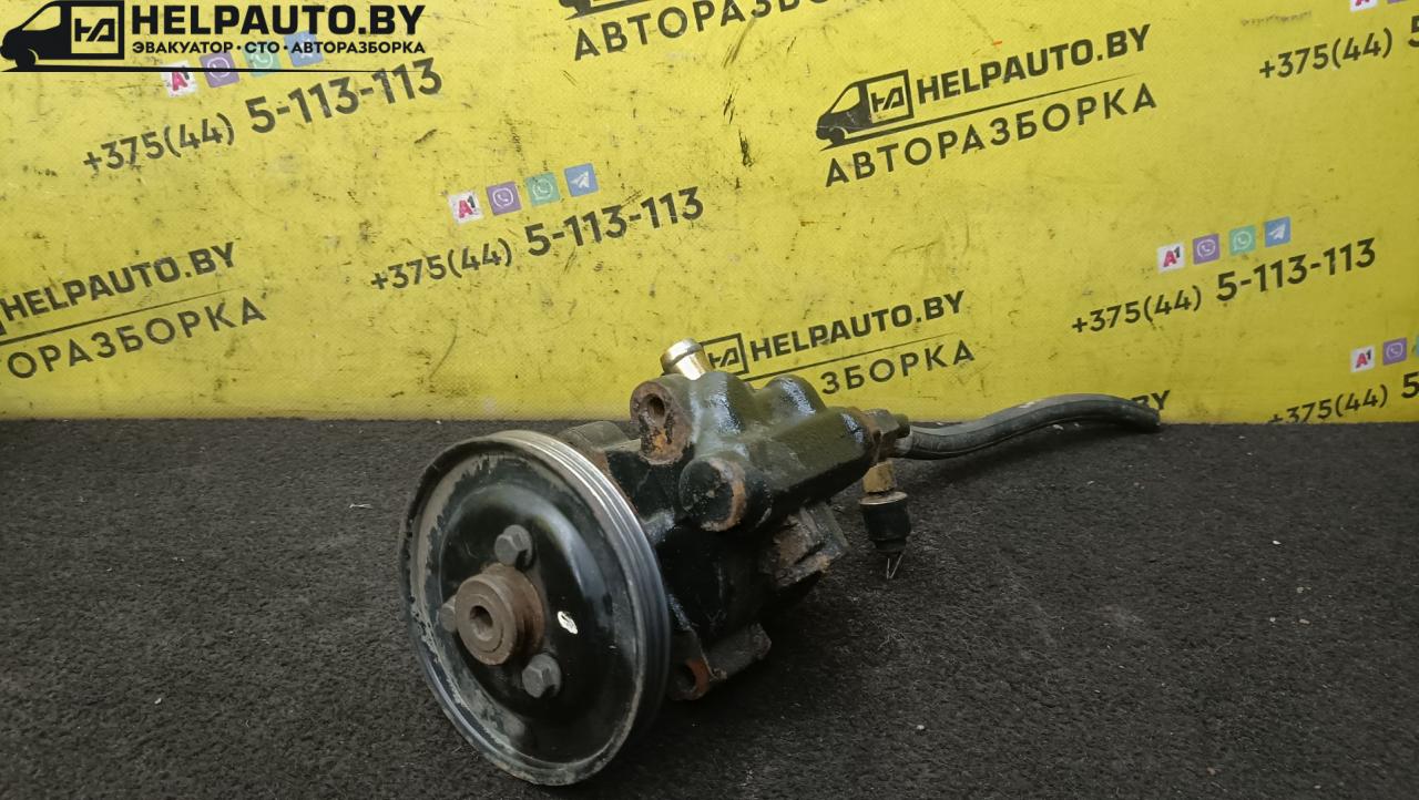 насос гидроусилителя руля Renault Megane 1 поколение 1996, 1.6 л., бензин, МКПП, черный, хетчбэк 5 дв., передний привод - фото №1