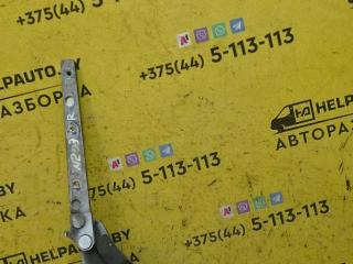 петля капота правая Mercedes-Benz C-Класс W203/S203/CL203 2000, 1.8 л., бензин, МКПП, белый, седан, задний привод