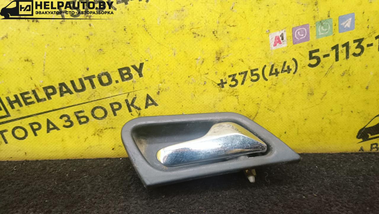 ручка внутренняя передняя правая Mercedes-Benz C-Класс W203/S203/CL203 2000, 1.8 л., бензин, МКПП, белый, седан, задний привод - фото №1