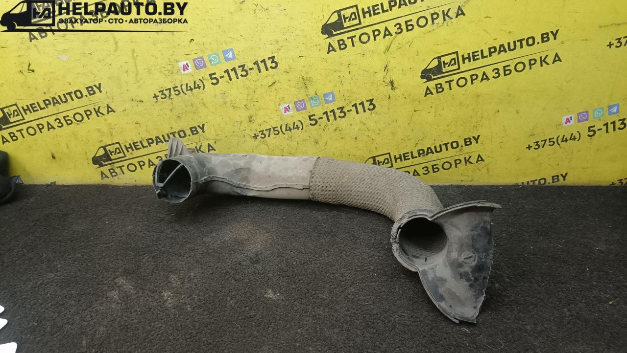 патрубок воздушного фильтра Ford Focus 1 поколение 2001, 1.8 л., дизель, МКПП, синий, универсал, передний привод - фото №1