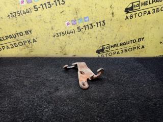 кронштейн (крепление) Hyundai Coupe RD [рестайлинг] 1999, 2.0 л., G4GF, бензин, 5МКПП, желтый, купе