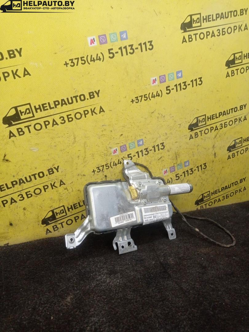 подушка безопасности дверная Mercedes-Benz C-Класс W203/S203/CL203 2000, 1.8 л., бензин, МКПП, белый, седан, задний привод - фото №1