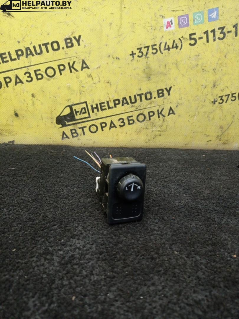 джойстик регулировки зеркал Nissan Almera Tino V10 2001, 1.8 л., QG18DE, бензин, 5МКПП, зеленый, минивэн - фото №1