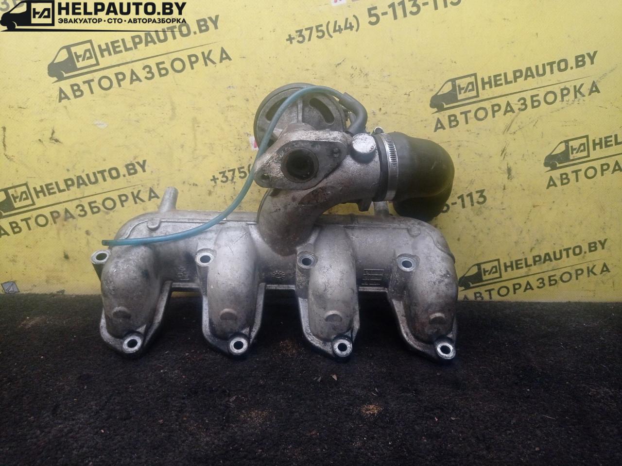 коллектор впускной Ford Focus 1 поколение 2001, 1.8 л., дизель, МКПП, синий, универсал, передний привод - фото №1