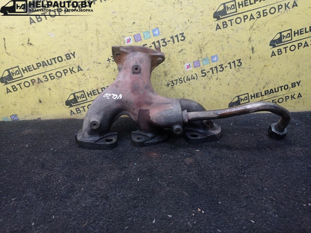 коллектор выпускной Nissan Maxima A32 1997, 2.0 л., VQ20DE, бензин, 5МКПП, зеленый, седан, передний привод - фото №1